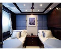 Red Anchor - Luxury Charter